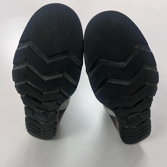 Sorel Black and Grey Major Carly Snow Boot - Picture 14 of 14